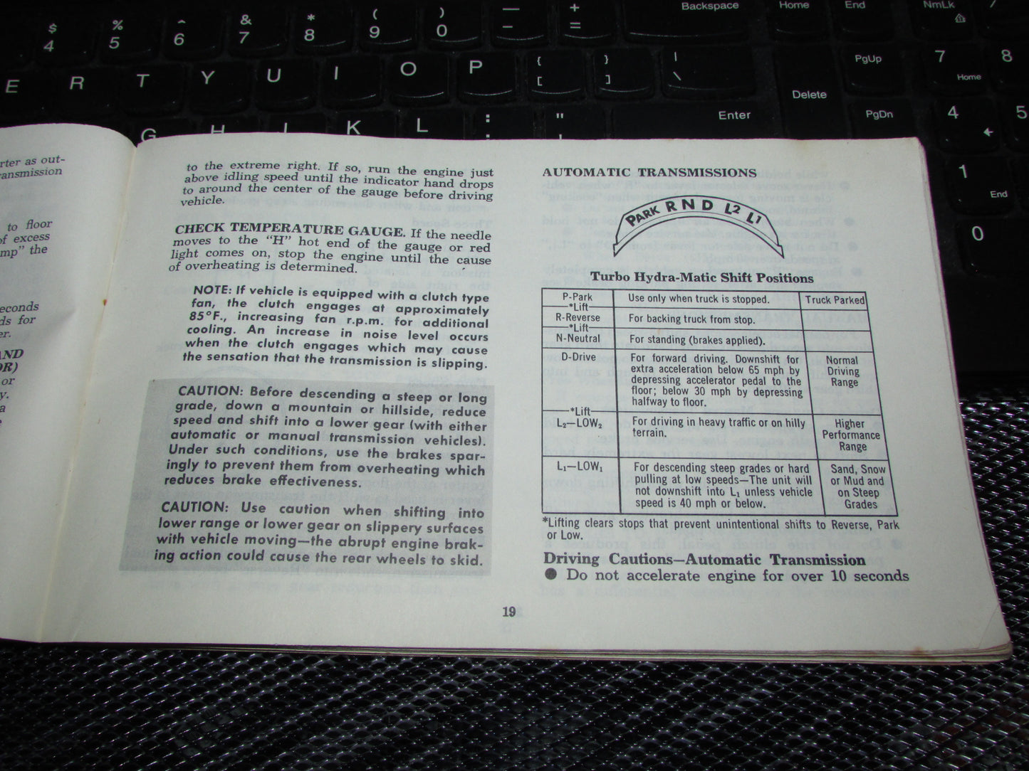 Chevrolet Light Duty Truck Gasoline (1974) Owners Manual