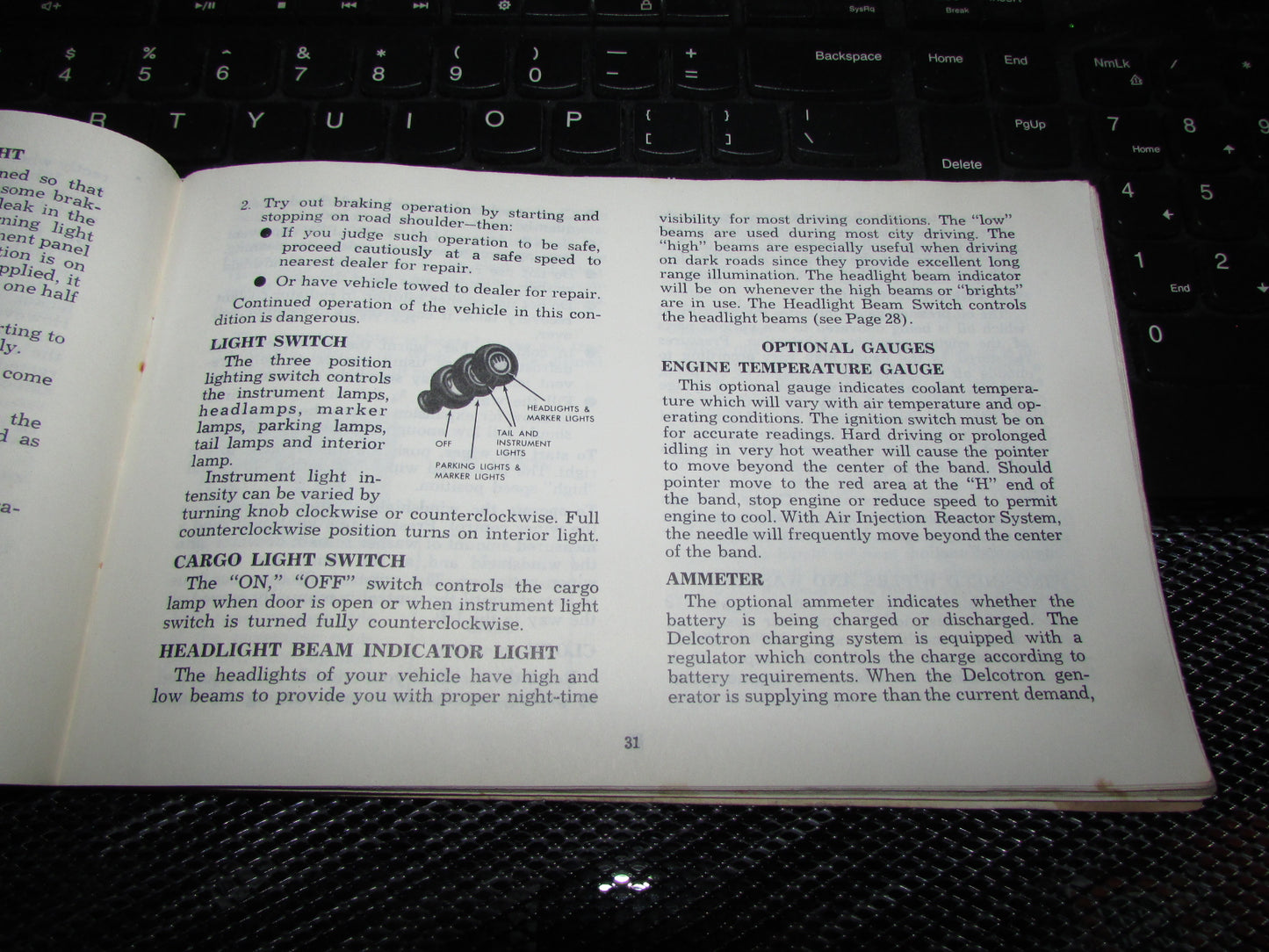 Chevrolet Light Duty Truck Gasoline (1974) Owners Manual