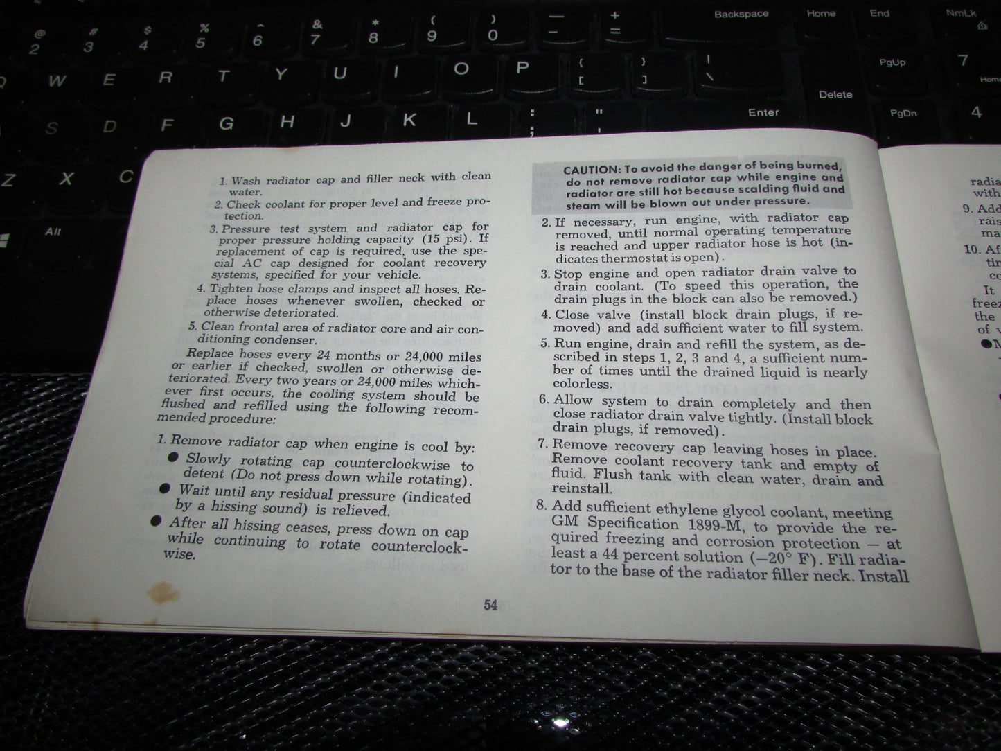 Chevrolet Light Duty Truck Gasoline (1974) Owners Manual