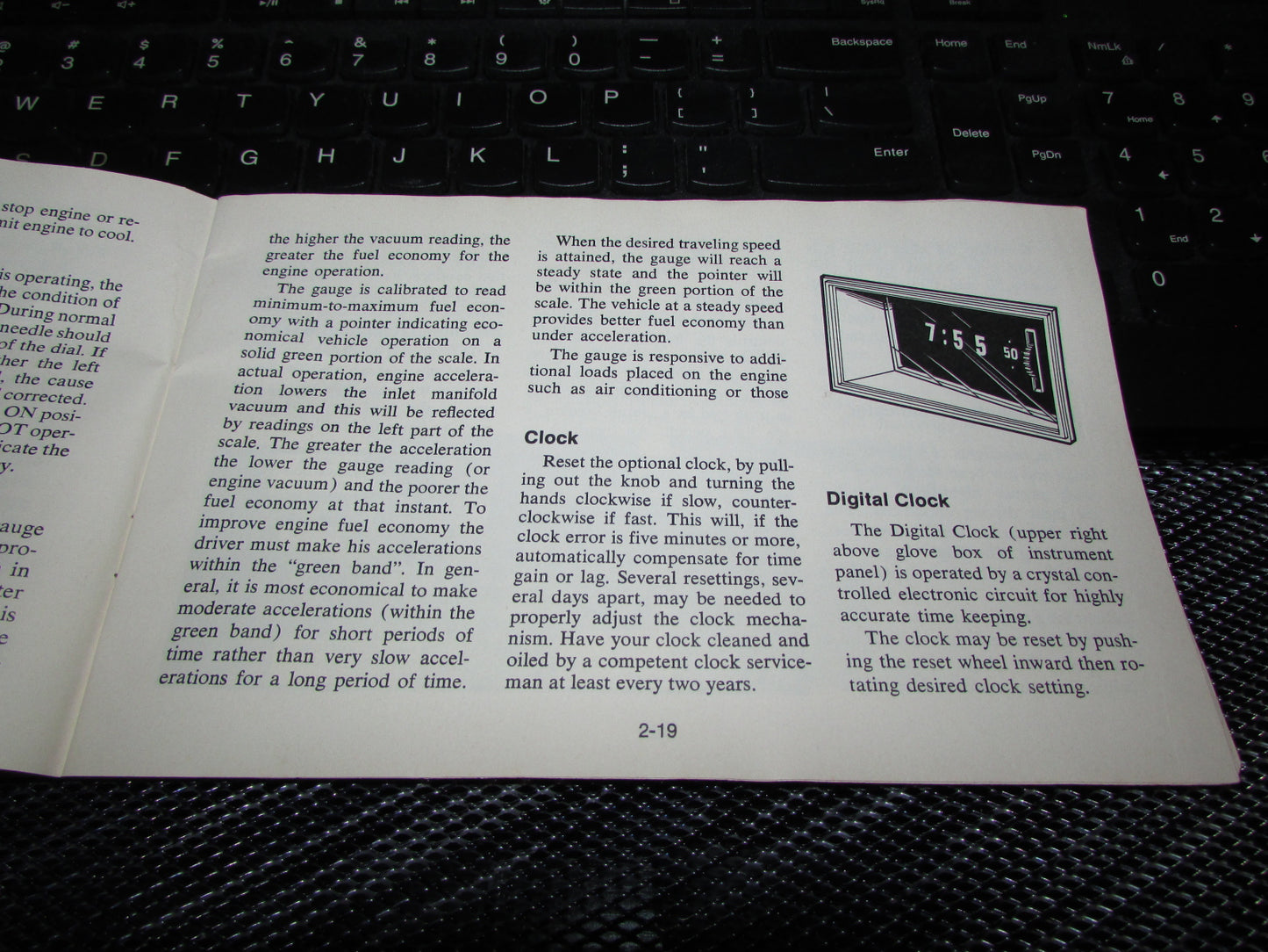 Chevrolet Monza (1977) Owners Manual
