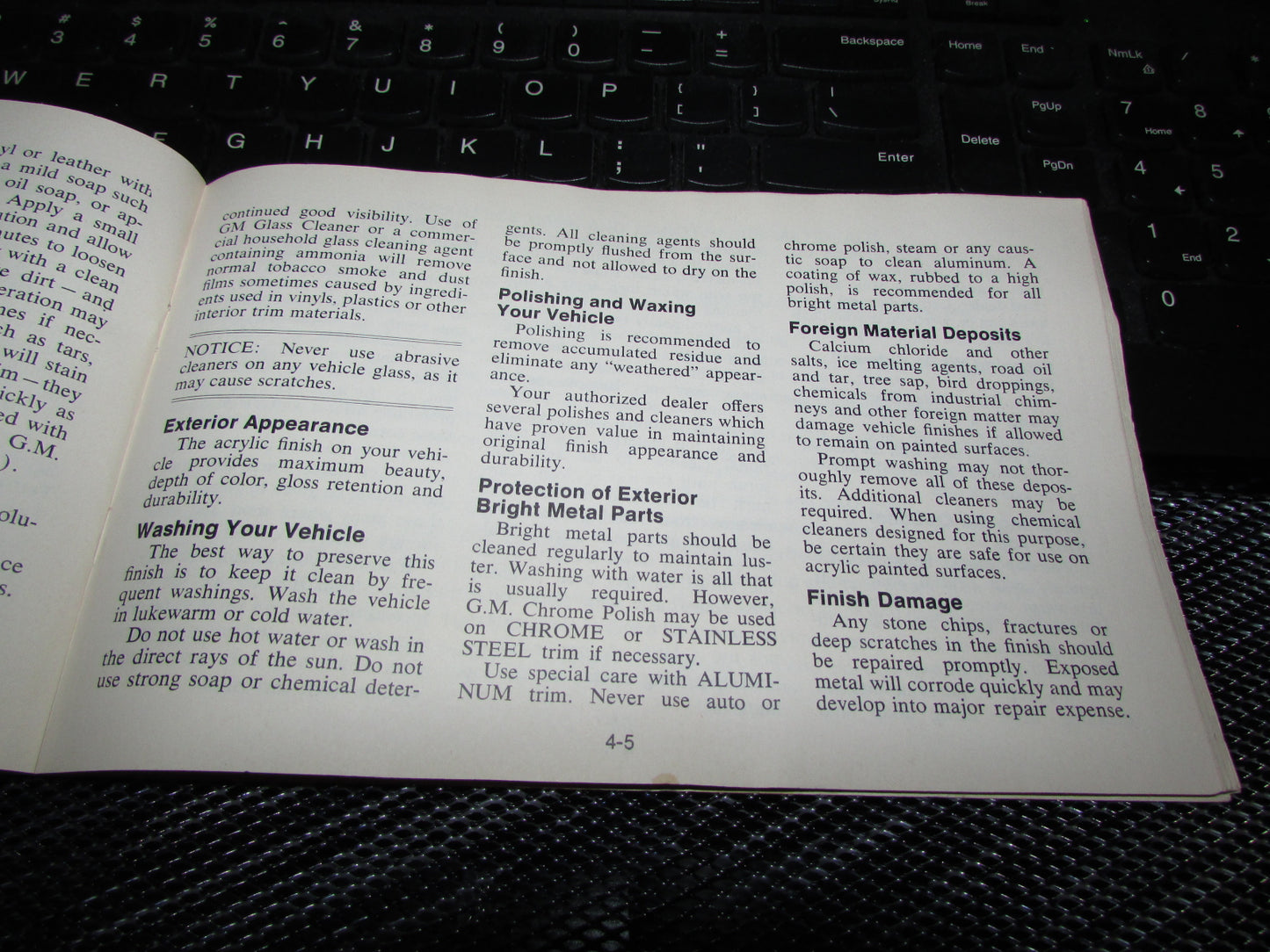 Chevrolet Monza (1977) Owners Manual