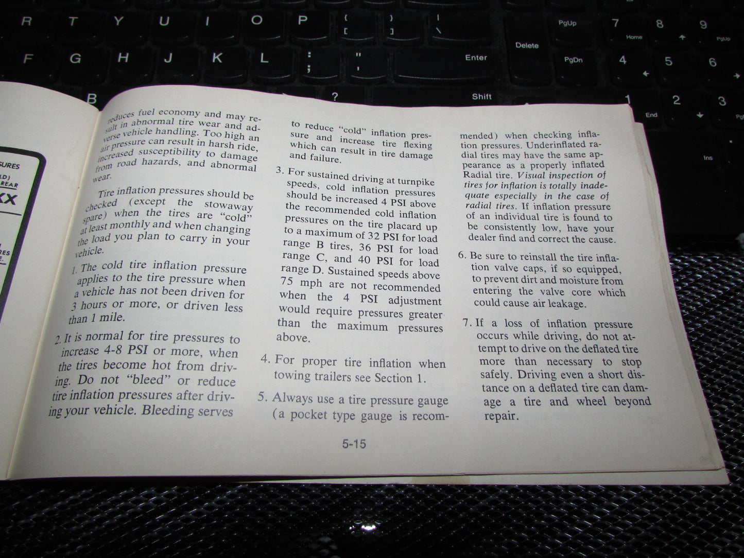 Chevrolet Monza (1977) Owners Manual