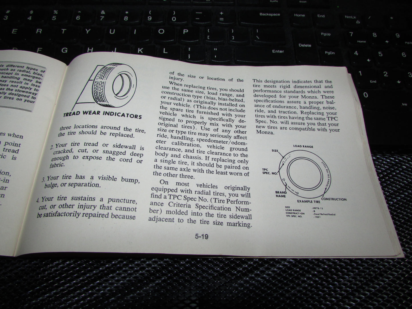 Chevrolet Monza (1977) Owners Manual