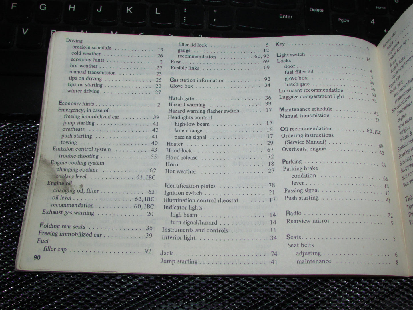 Datsun 310 (1980) Owners Manual