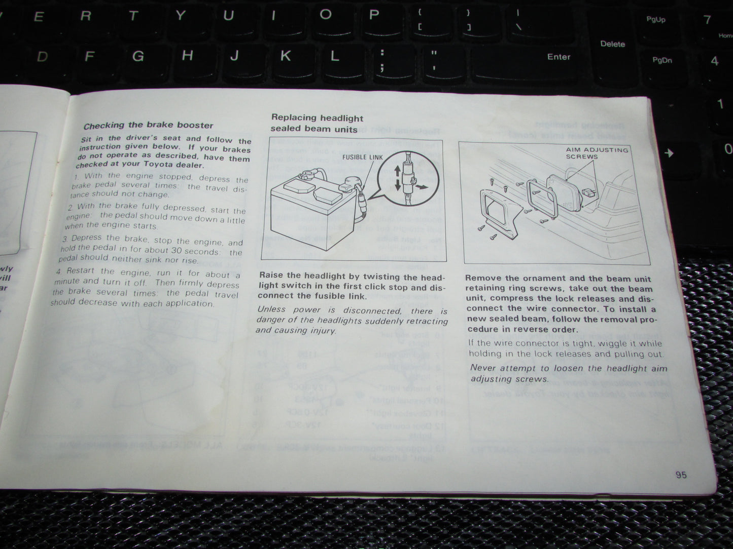 Toyota Celica (1982) Owners Manual