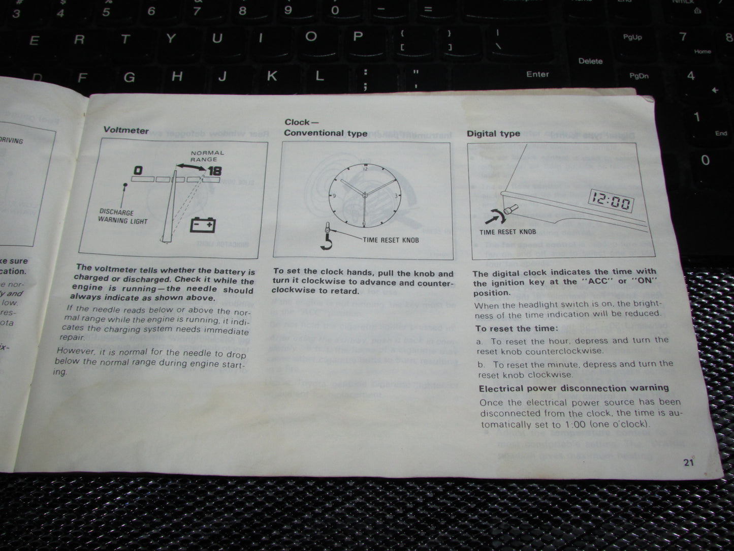 Toyota Celica (1982) Owners Manual