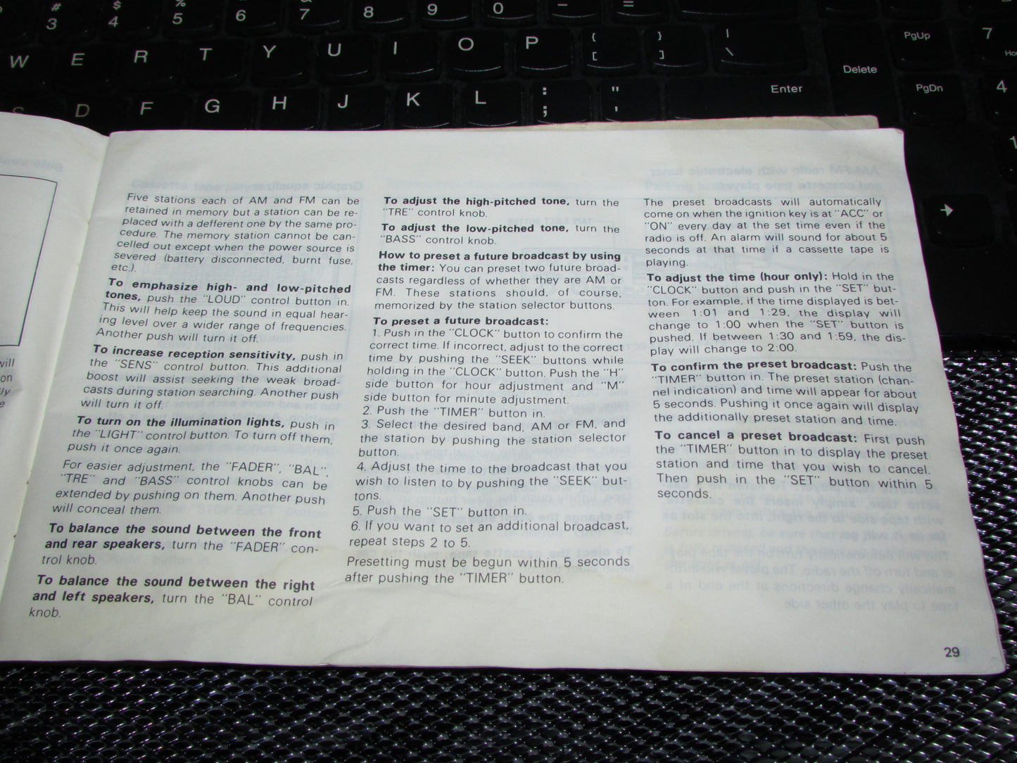 Toyota Celica (1982) Owners Manual