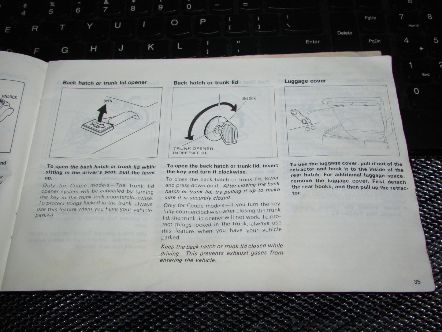 Toyota Celica (1982) Owners Manual