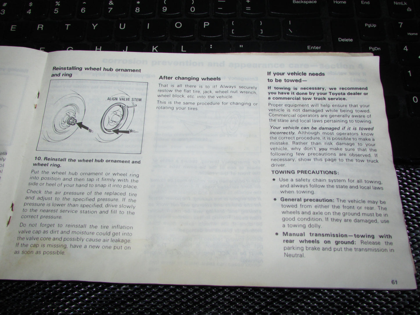 Toyota Celica (1982) Owners Manual