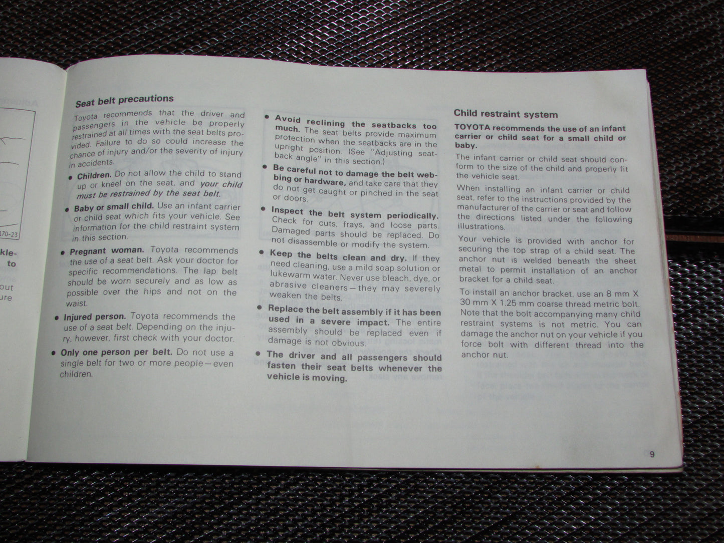 Toyota MR2 (1986) Owners Manual