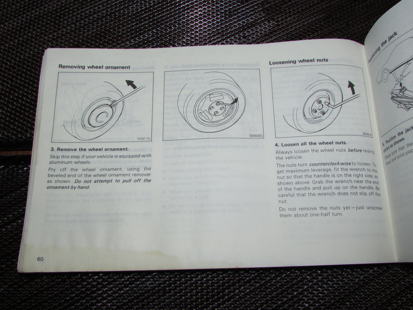 Toyota MR2 (1986) Owners Manual