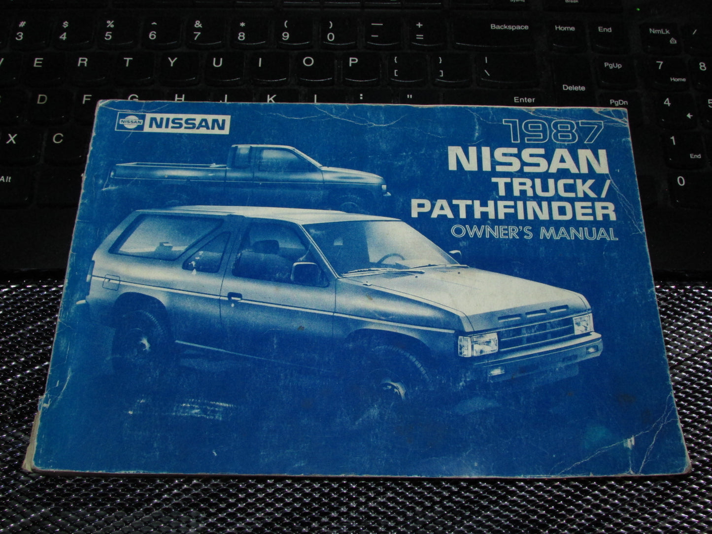 Nissan Pathfinder (1987) Owners Manual