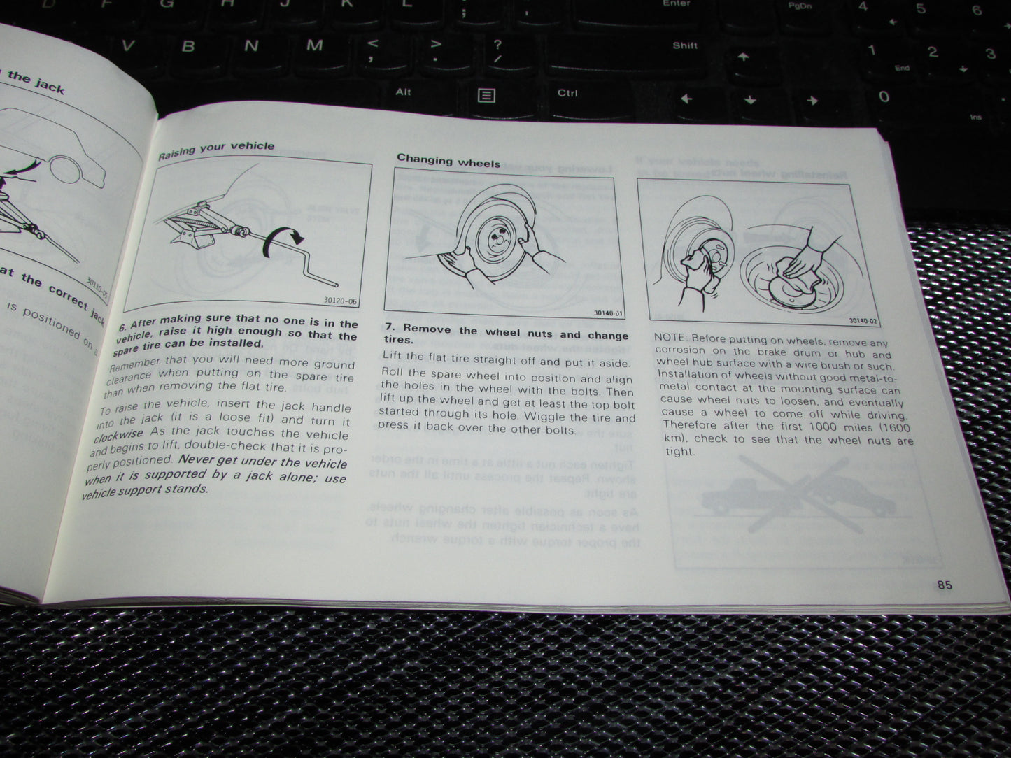 Toyota Camry (1987) Owners Manual