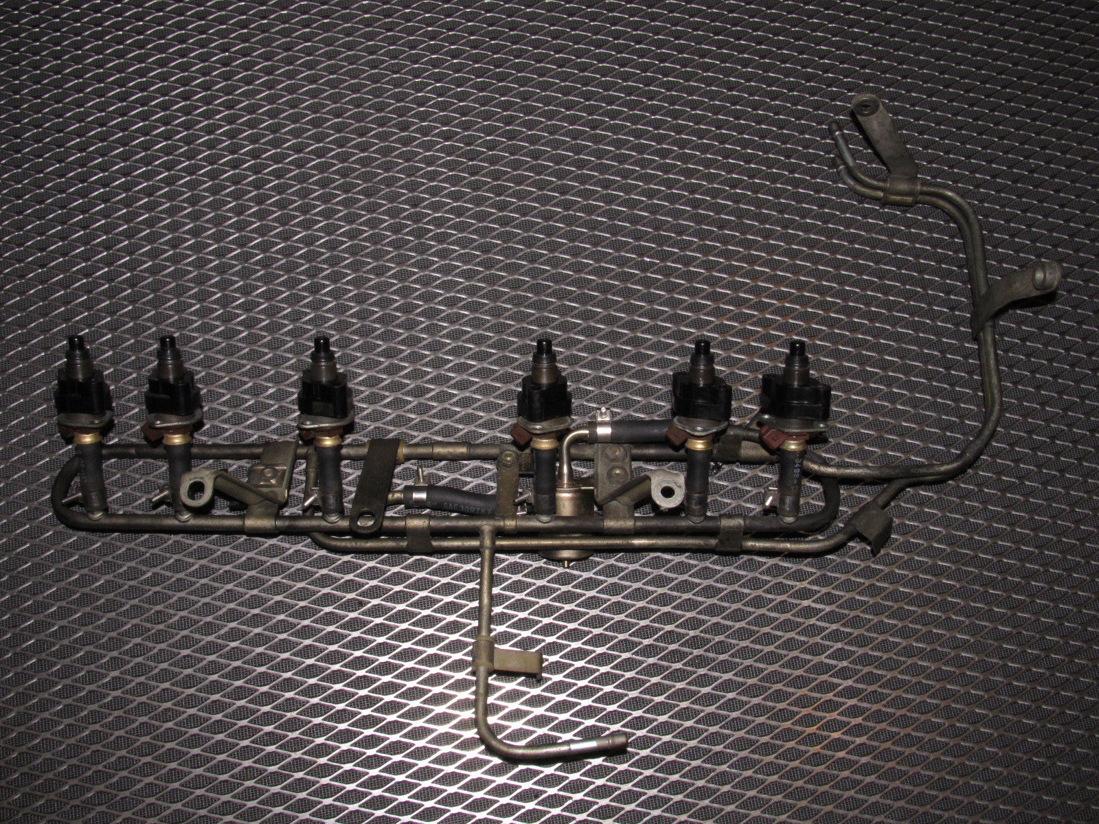 81 82 83 Datsun 280zx OEM L28E Fuel Rail & Injectors