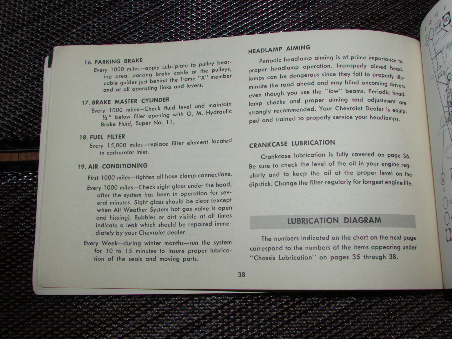 Chevrolet Passenger Car (1961) Owners Manual
