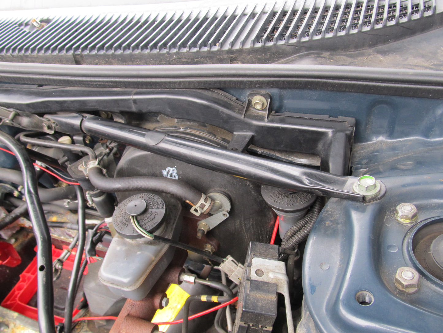 91 92 93 94 95 Toyota MR2 OEM Front Strut Tower Bar