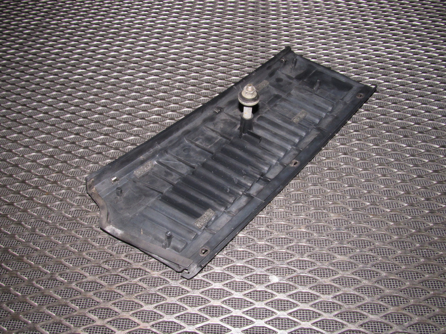 81 82 83 Datsun 280zx OEM Exterior Side Vent Air Grille - Right