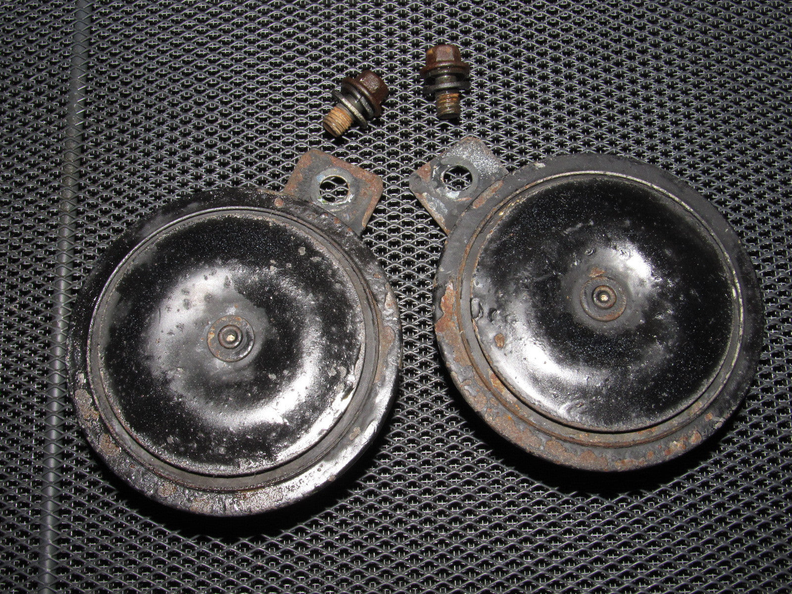 92 93 94 95 96 Honda Prelude OEM Exterior Horn