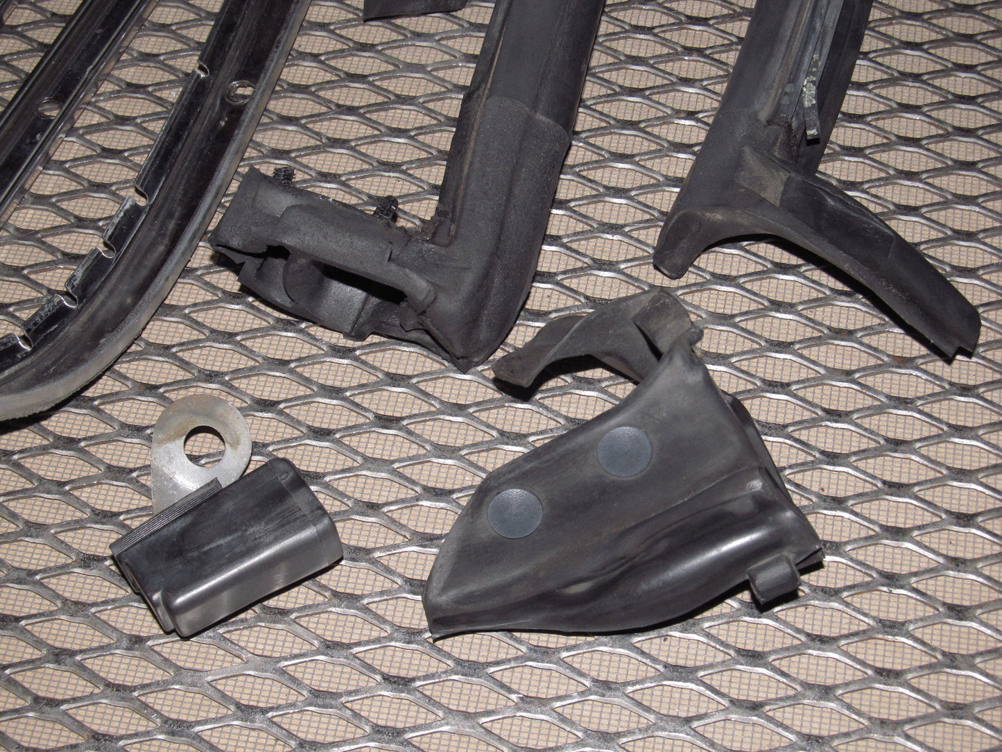 94 95 96 97 Mazda Miata OEM Convertible Soft Top Moulding Stripping