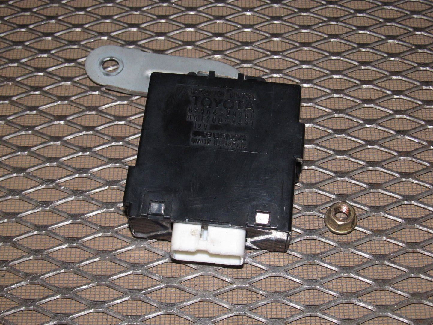 91 92 93 94 95 Toyota MR2 OEM Headlight Retractor Control Unit