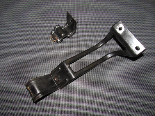 92 93 94 95 96 Honda Prelude OEM A/C Hose Fitting Holder Bracket