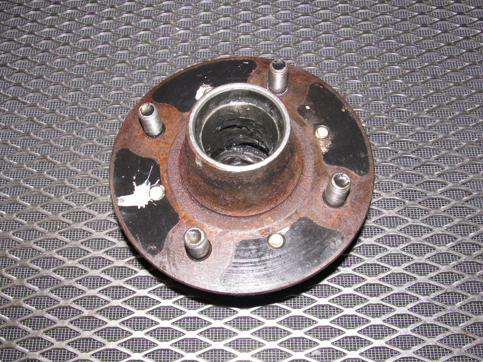 81 82 83 Datsun 280zx OEM Front Wheel Hub