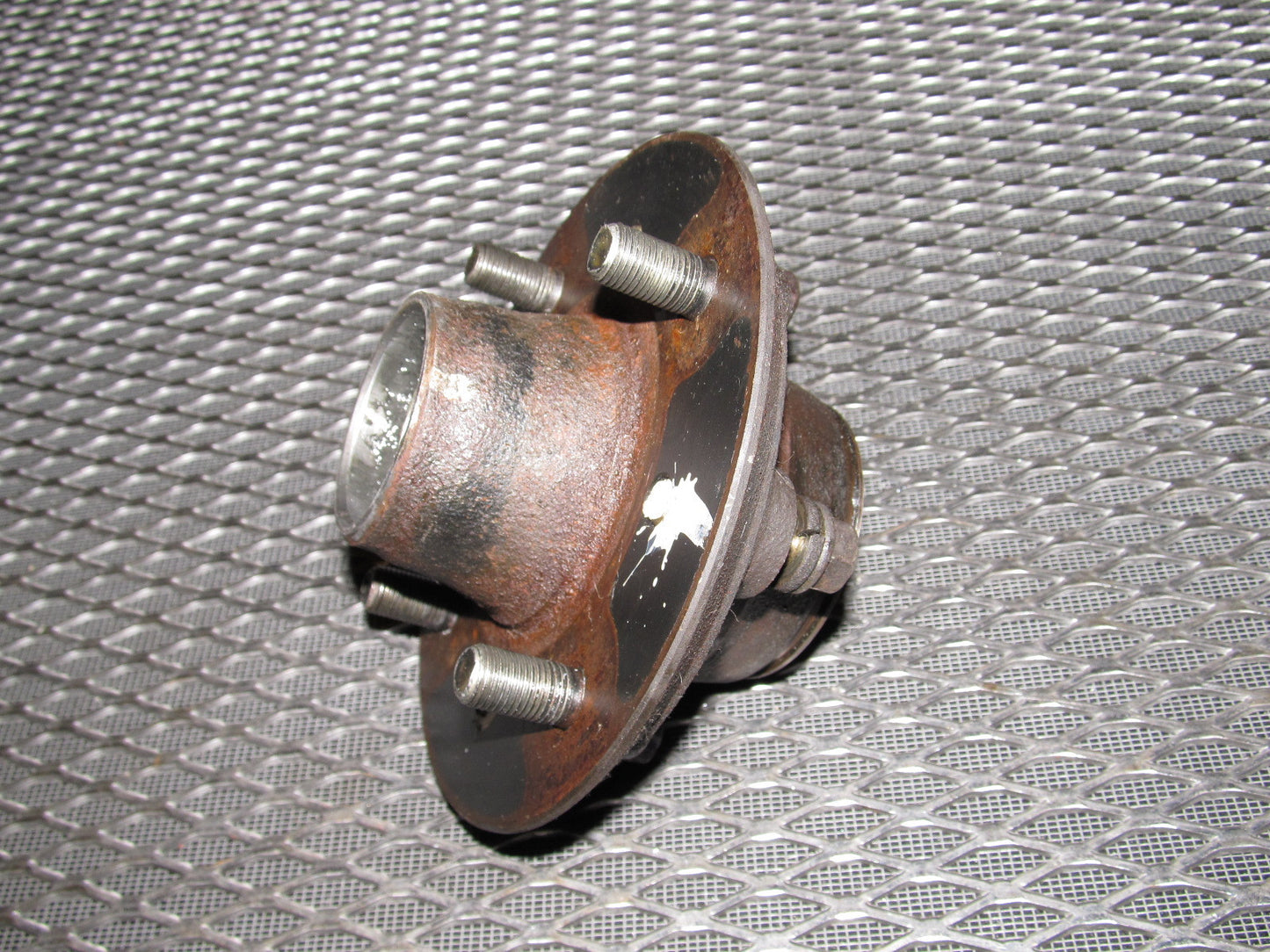 81 82 83 Datsun 280zx OEM Front Wheel Hub