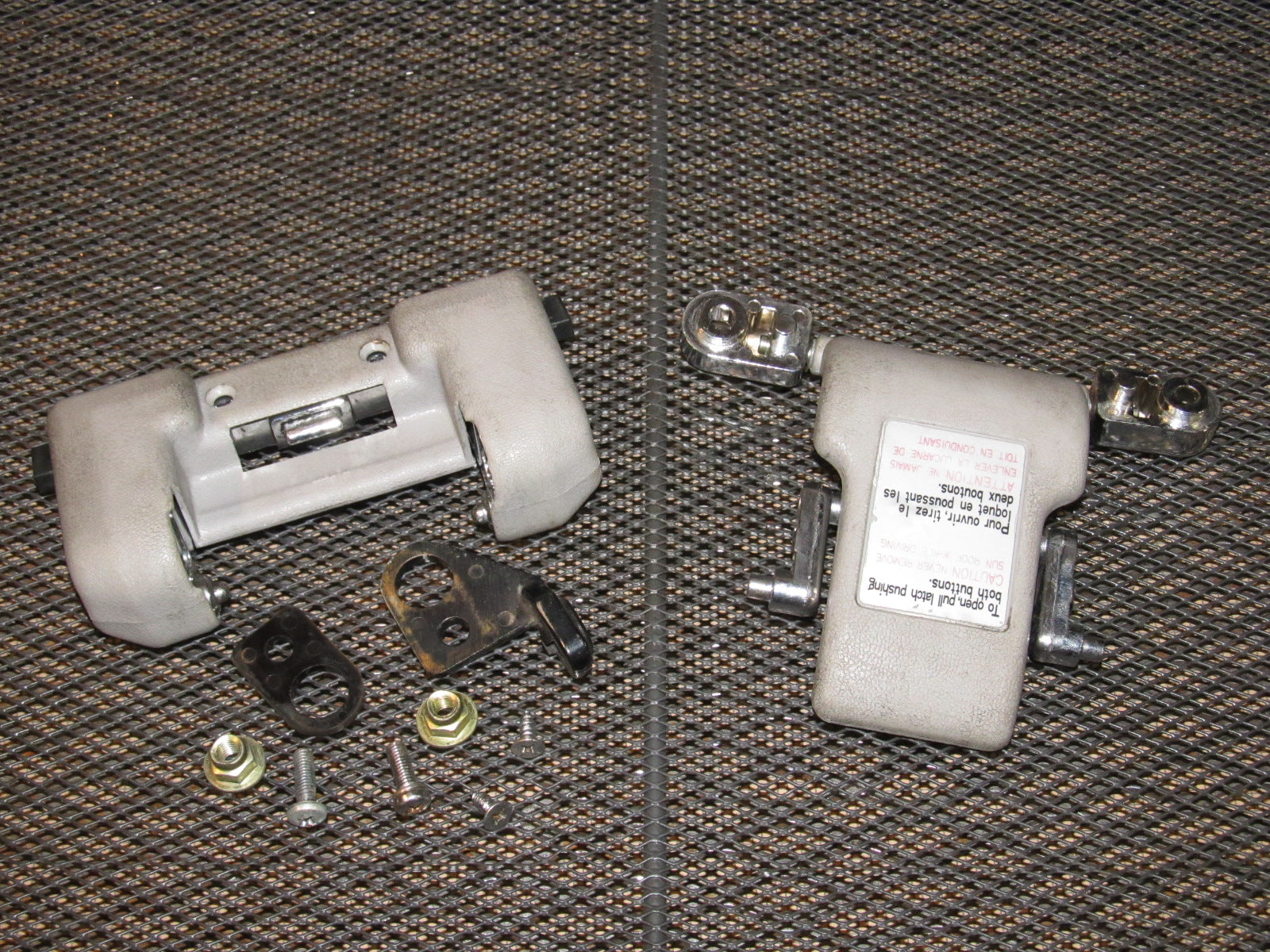 85 86 Toyota MR2 OEM Moonroof Lock & Release Handle