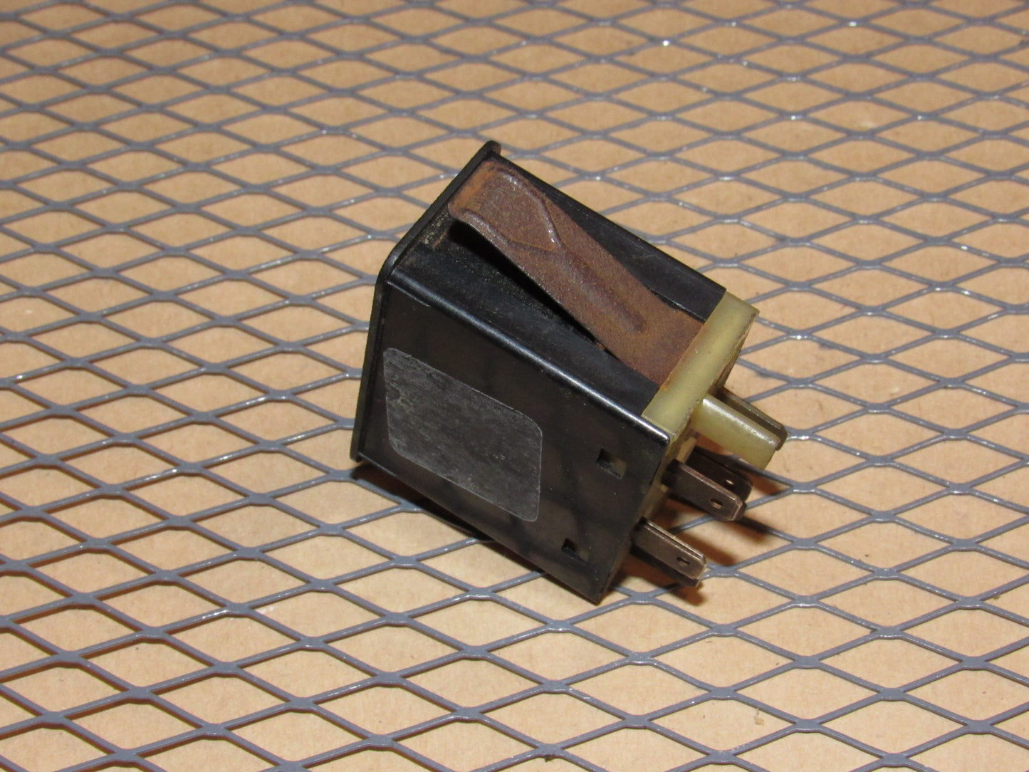 88 BMW M5 OEM Rear Defroster Switch