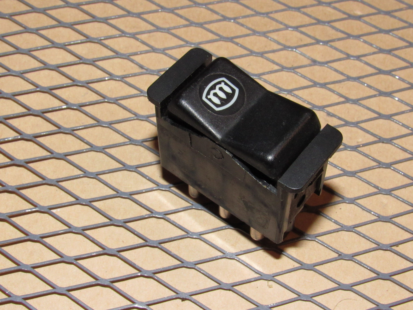 77 78 79 80 81 Mercedes Benz 300D OEM Rear Defroster Switch