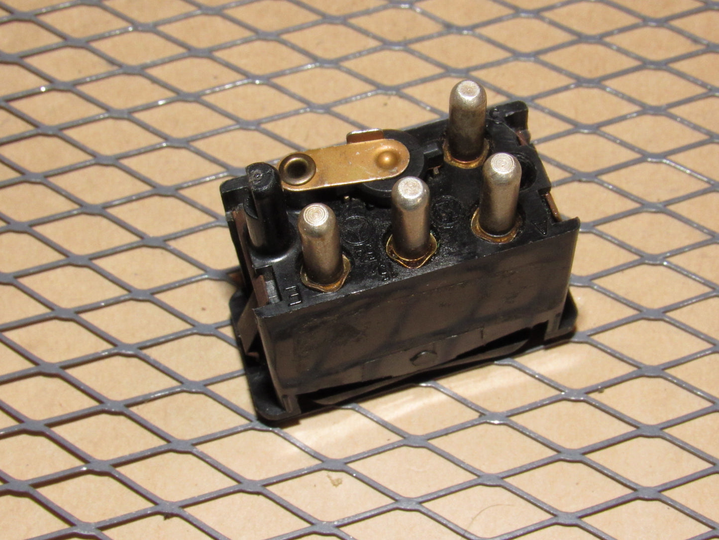 77 78 79 80 81 Mercedes Benz 300D OEM Rear Defroster Switch