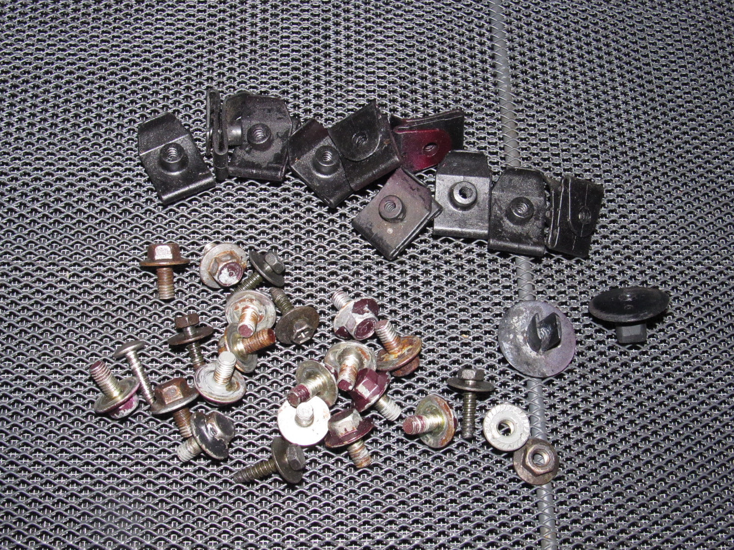 94 95 96 97 Mazda Miata OEM Fender Clips & Hardware