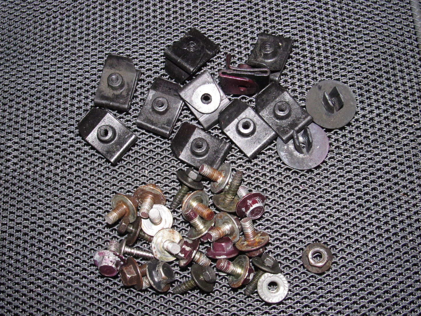 94 95 96 97 Mazda Miata OEM Fender Clips & Hardware