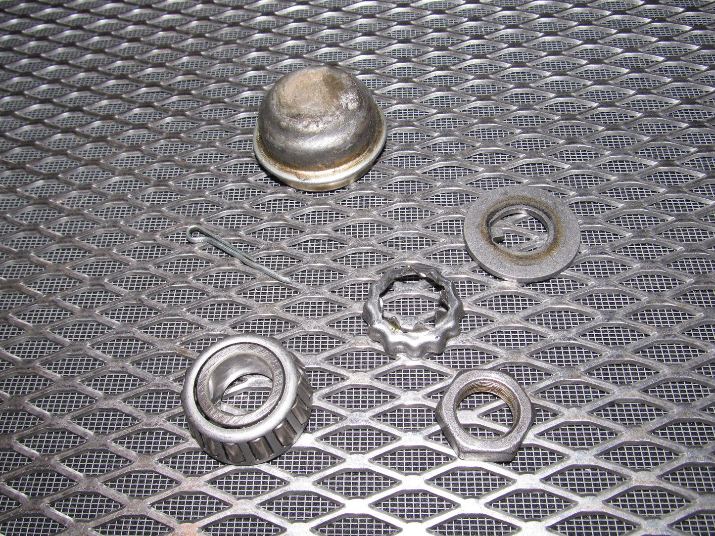 81 82 83 Datsun 280zx OEM Front Wheel Hub