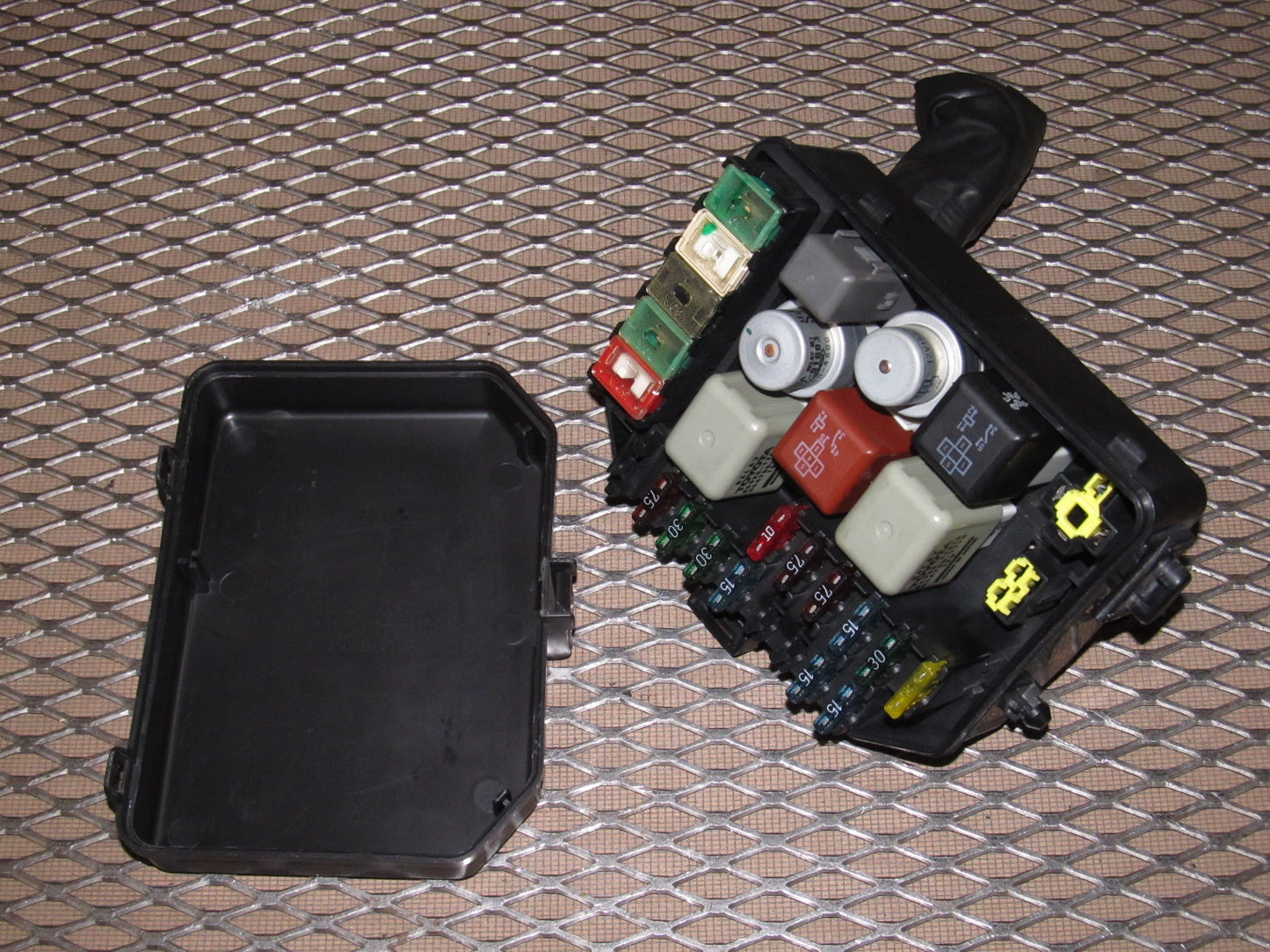 91 92 93 94 95 Toyota MR2 OEM Front In Hood Fuse Box