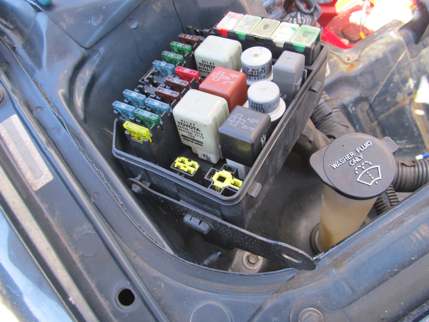 91 92 93 94 95 Toyota MR2 OEM Front In Hood Fuse Box