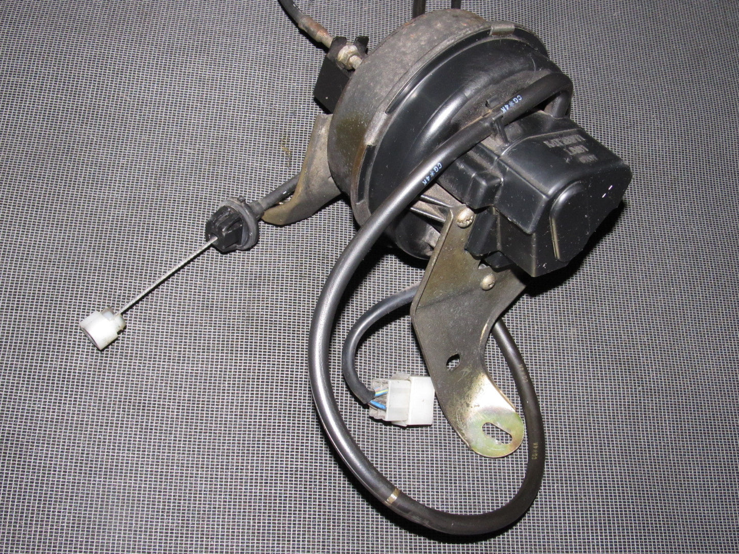 94 95 96 97 Mazda Miata OEM Cruise Control Actuator