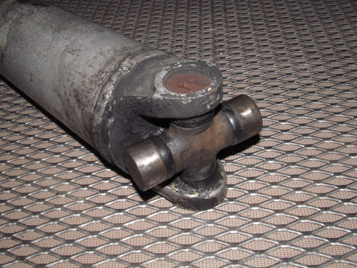 84-85 Chevrolet Corvette OEM Drive Axle