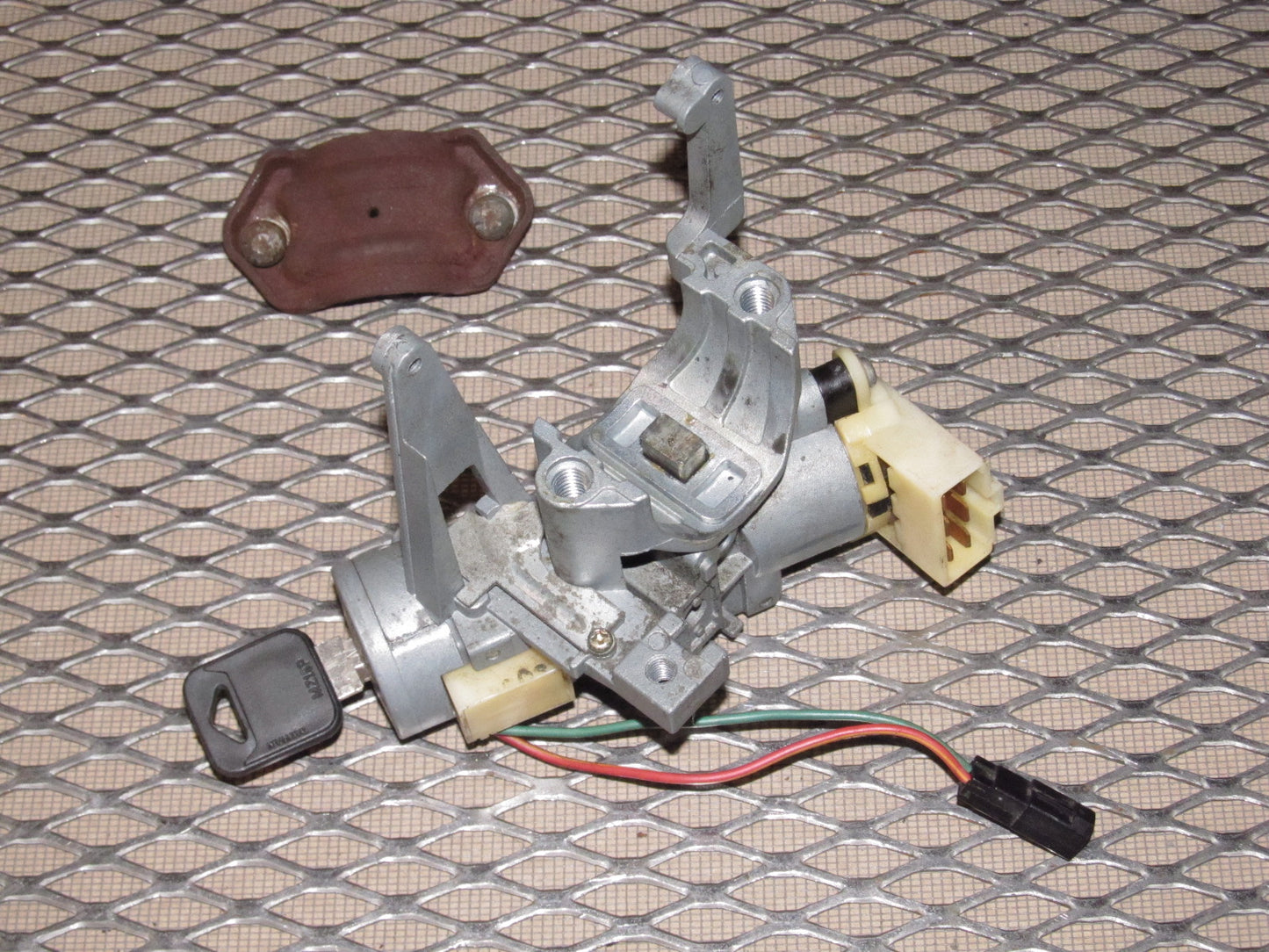 94 95 96 97 Mazda Miata OEM Ignition Lock Cylinder Tumbler & Switch