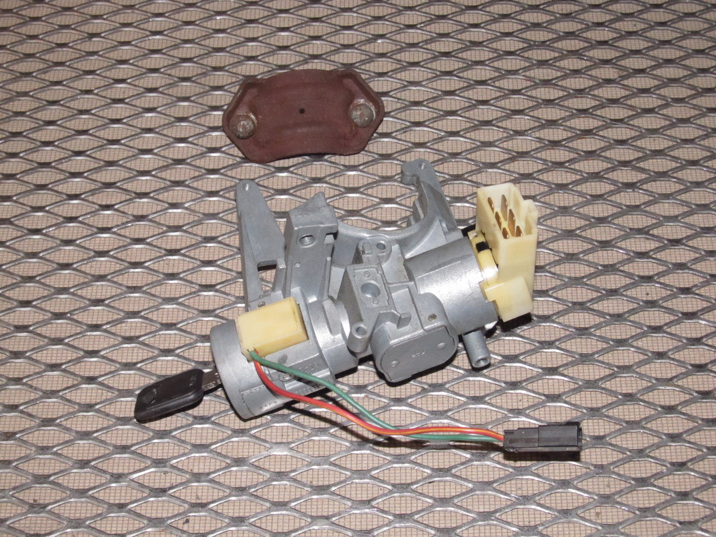 94 95 96 97 Mazda Miata OEM Ignition Lock Cylinder Tumbler & Switch