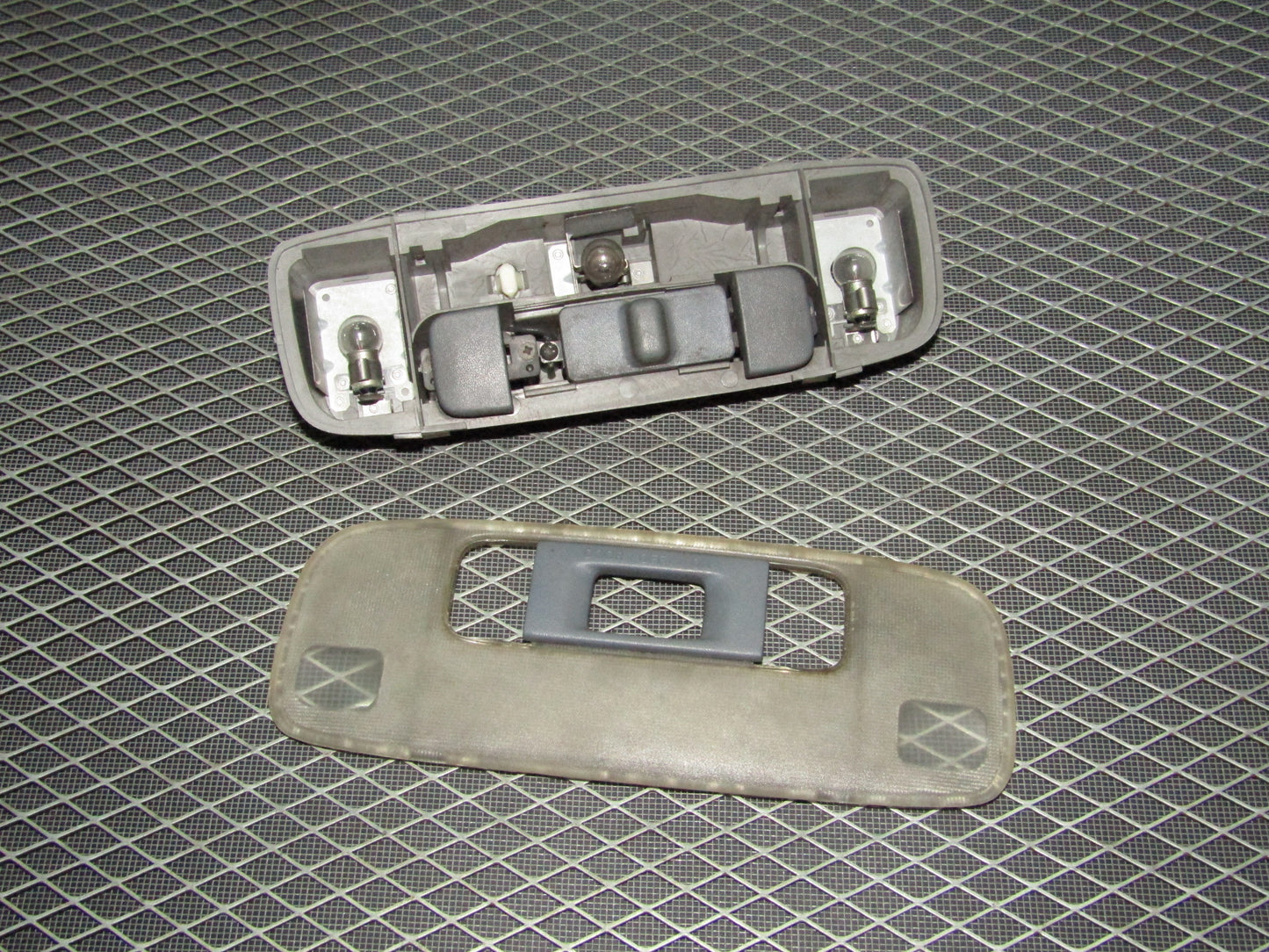 87 88 89 90 91 Toyota Crown Royal Saloon OEM Interior Map Light
