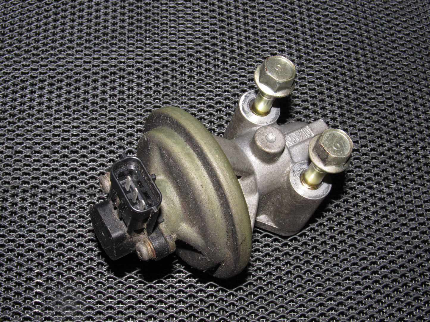 94 95 96 97 Mazda Miata OEM EGR Valve