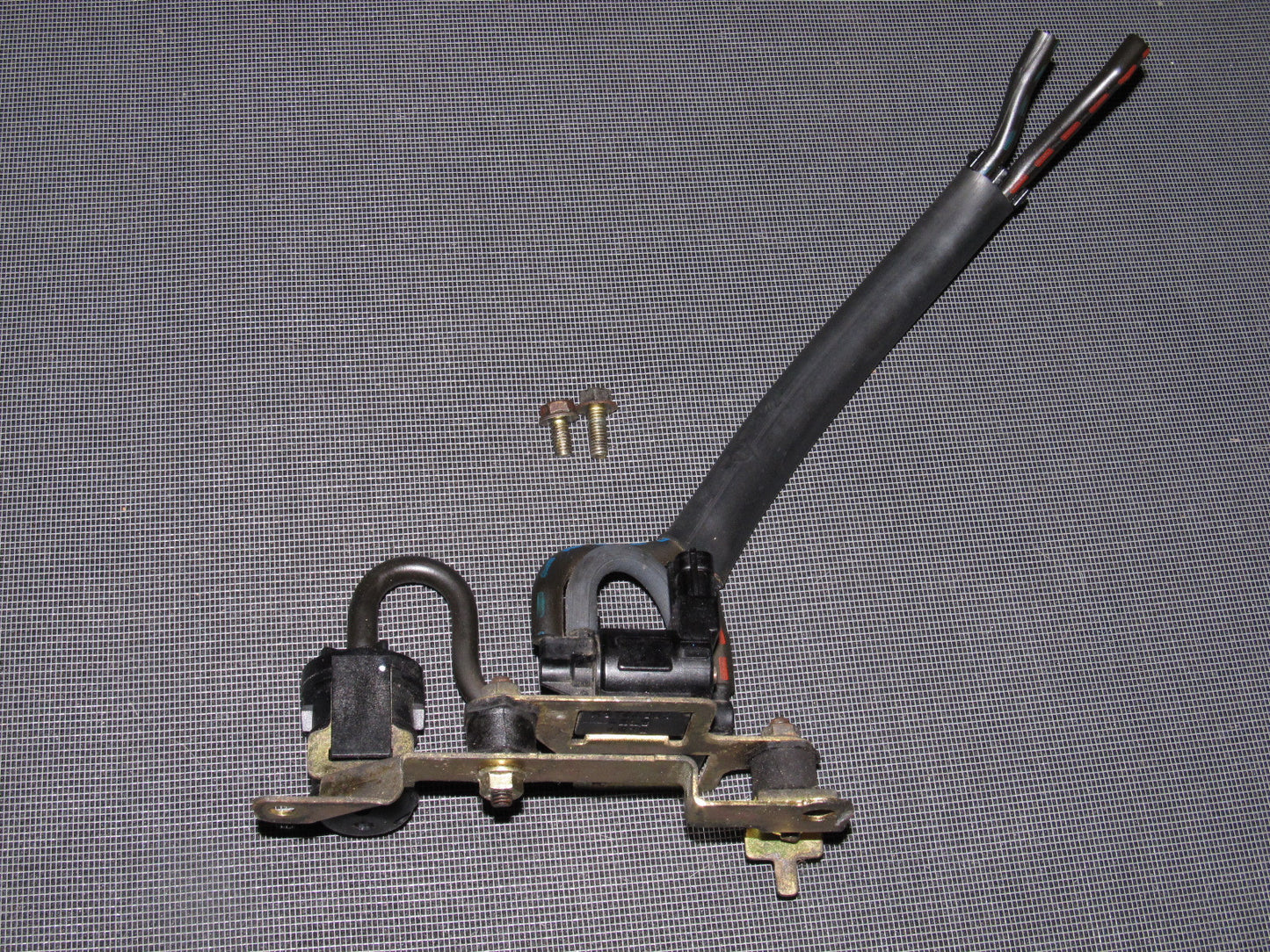 94 95 96 97 Mazda Miata OEM VSV Vacuum Valve Switch