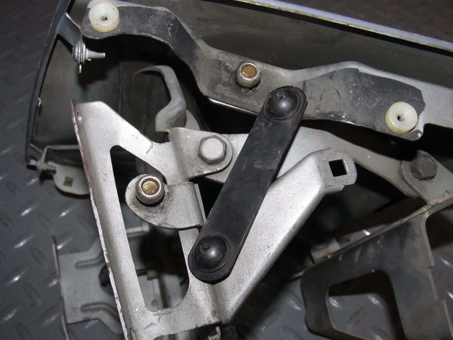 86 87 88 Mazda RX7 OEM Headlight Retractor Upper Linkage Rod