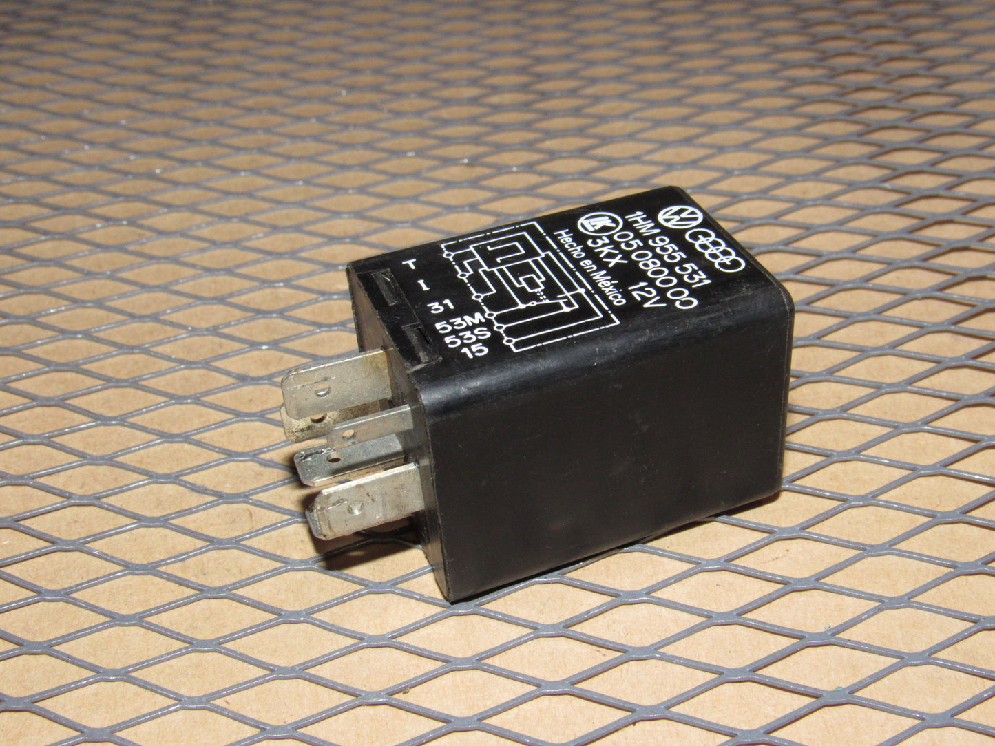 Audi & Volkswagen Relay (19) 1HM 955 531