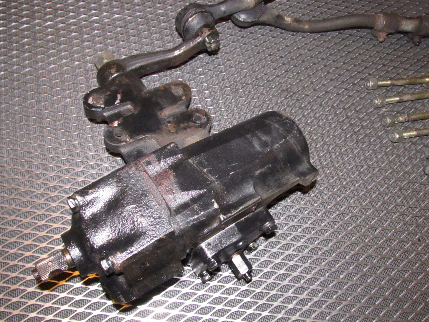81 Datsun 280zx OEM Steering Rack & Gear Box