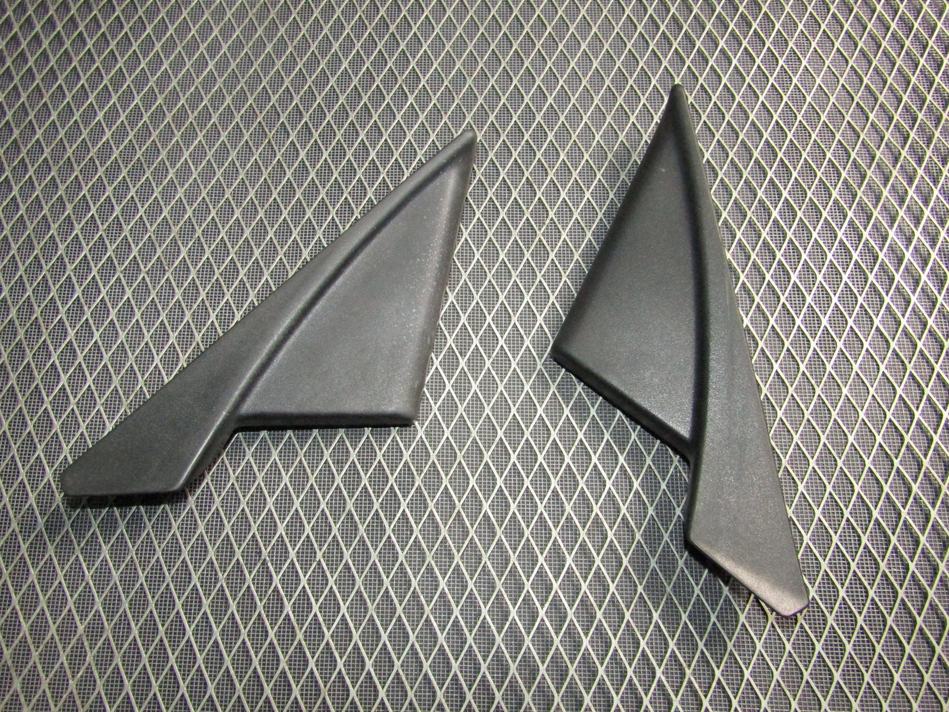 87-91 Toyota Crown Royal Saloon OEM Door Interior Mirror Trim Cover87-91 Toyota Crown Royal Saloon OEM Door Interior Mirror Trim Cover