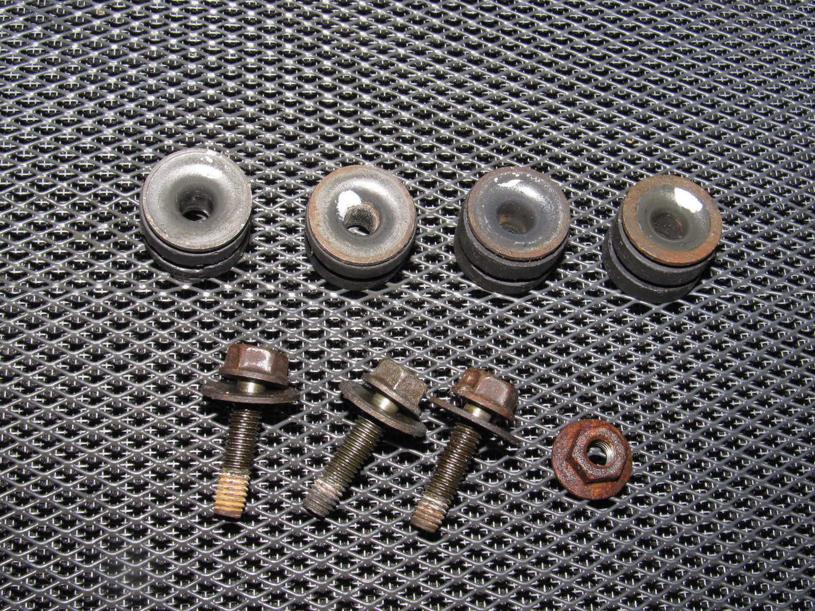94 95 96 97 Mazda Miata OEM A/C Condenser Mounting Bushing