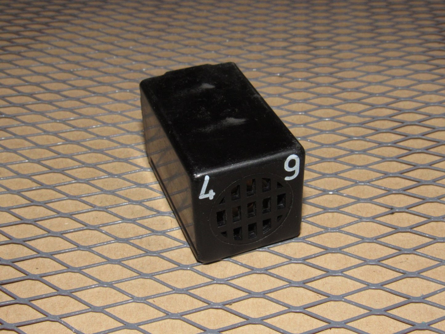 Audi & Volkswagen Warn Steuergerat Relay (49) 1H0 919 433