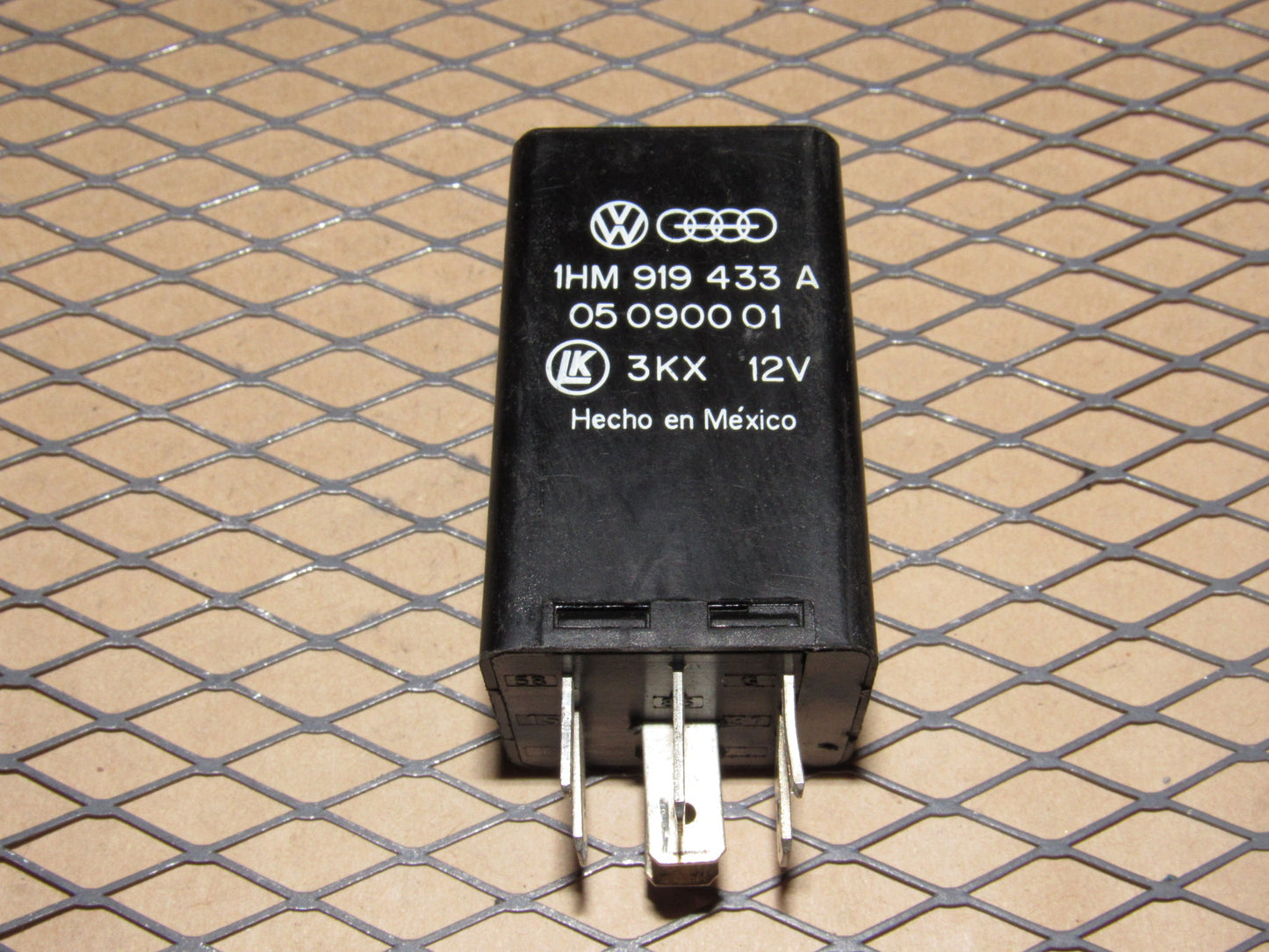 Audi & Volkswagen Relay (188) 1HM 919 433 A